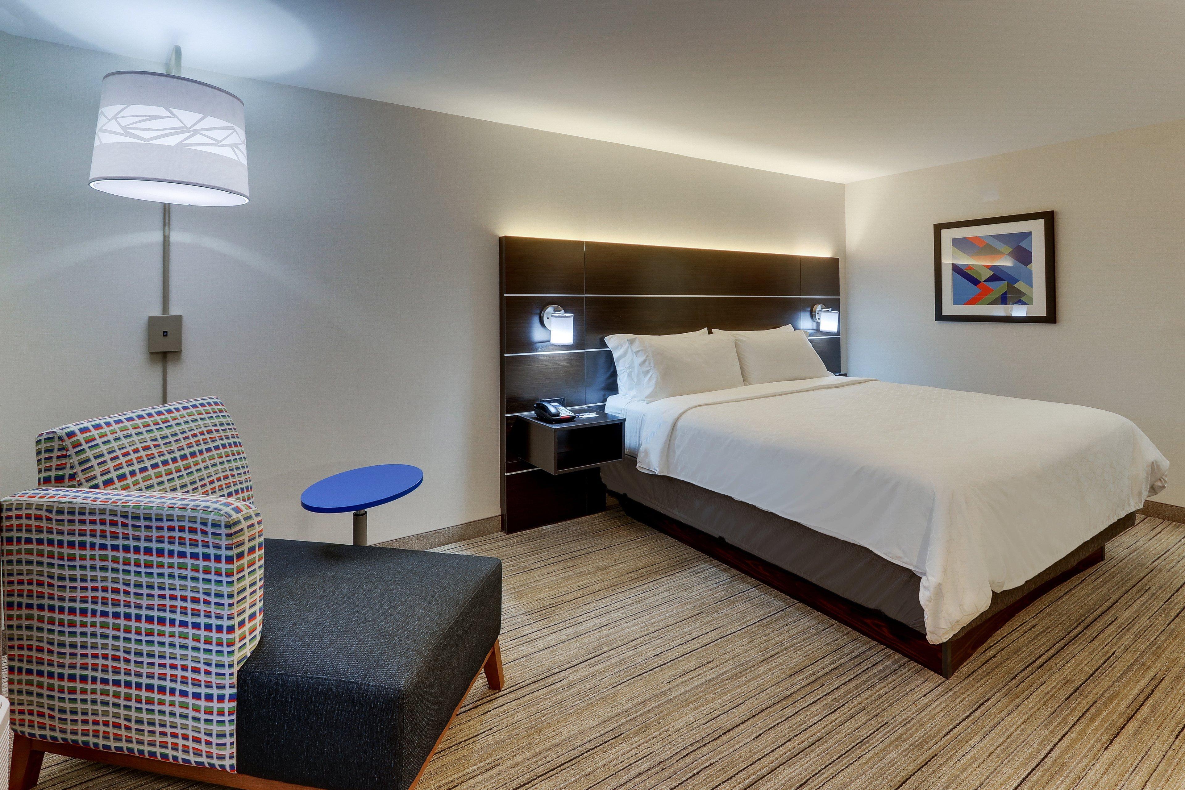 Holiday Inn Express & Suites Troy By Ihg Екстериор снимка
