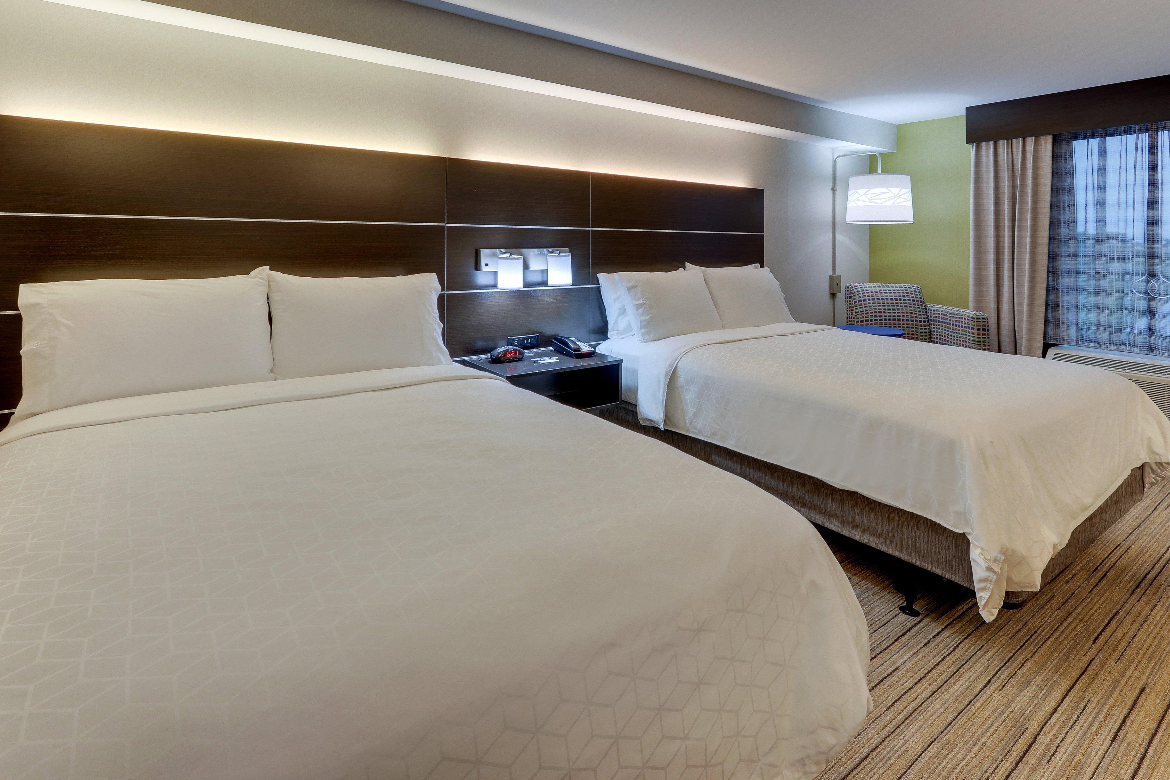 Holiday Inn Express & Suites Troy By Ihg Екстериор снимка