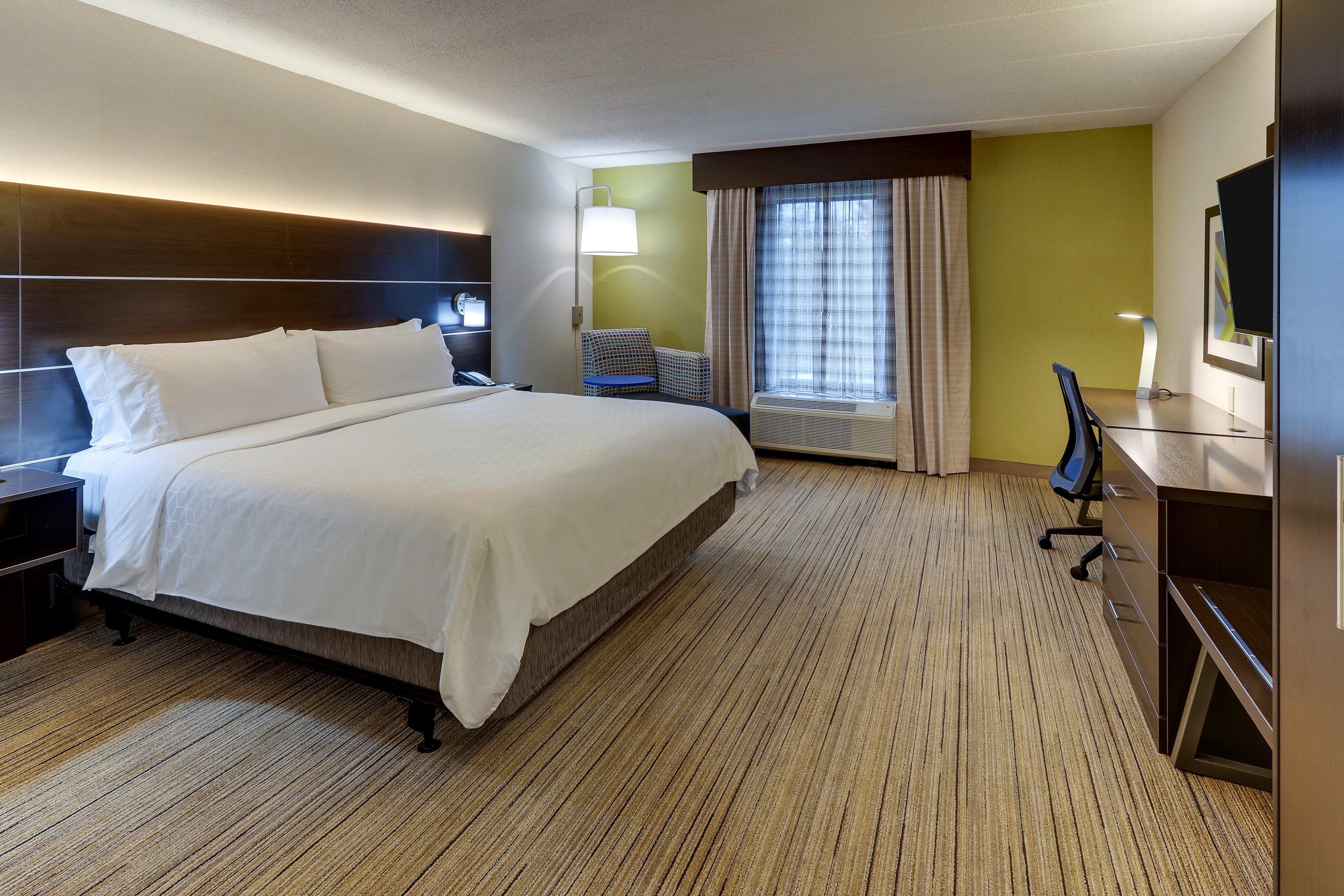 Holiday Inn Express & Suites Troy By Ihg Екстериор снимка